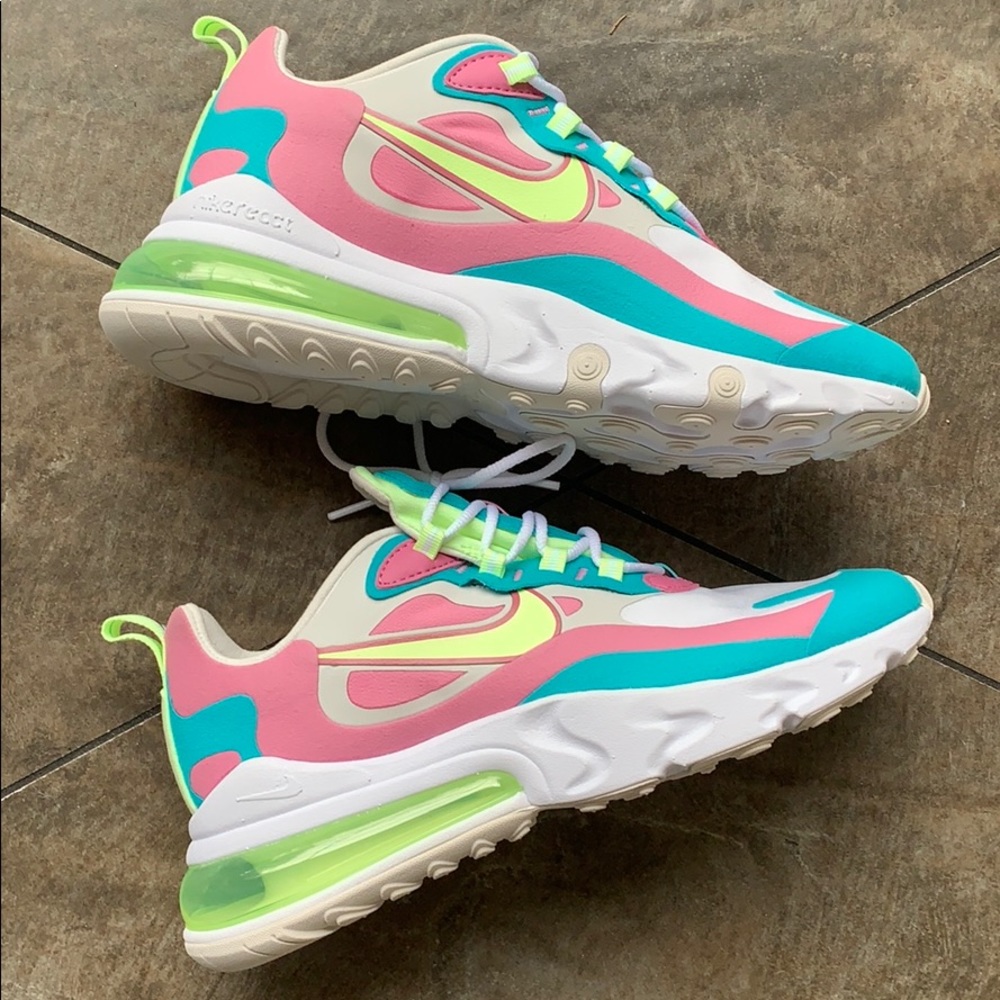 NIKE W AIR MAX 270 REACT white/barely volt - Picture 15 of 16